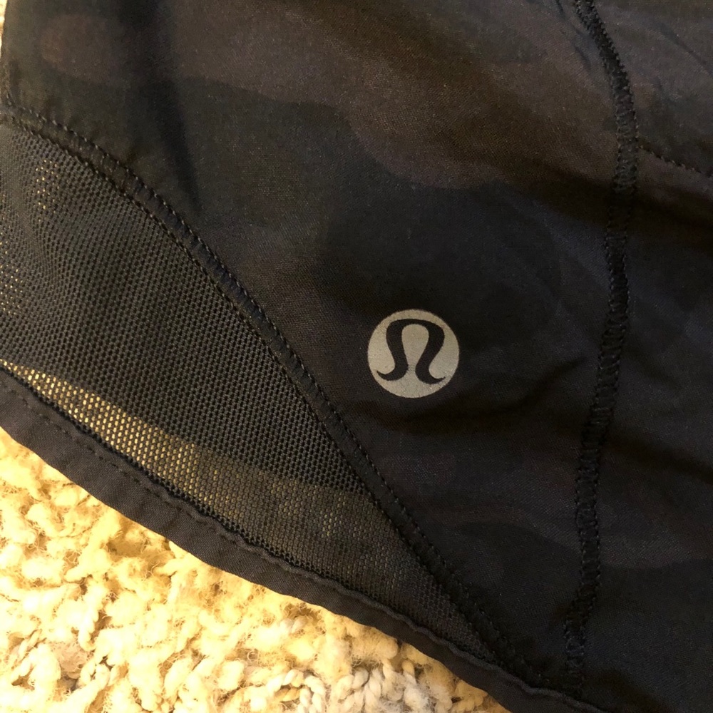 Lululemon Hotty hot shorts